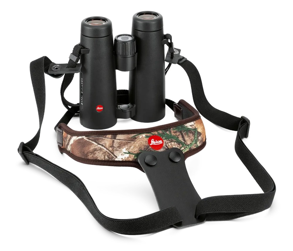 Leica Neopren Fernglasgurt Sport Realtree mit Fernglas